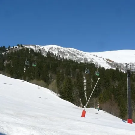 Avec Balcon Pour 2 Pers, Depart Skis Aux Pieds, Proche Piste Et Esf - Fr-1-356-215 *