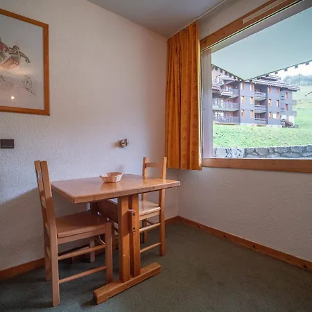 Apartment Avec Balcon Pour 2 Pers, Depart Skis Aux Pieds, Proche Piste Et Esf - Fr-1-356-215 Valmorel